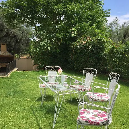 Maison Fleurs Villa Diakopto
